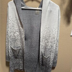 CALIA by Carrie Underwood Gray and White Gradient Cardigan